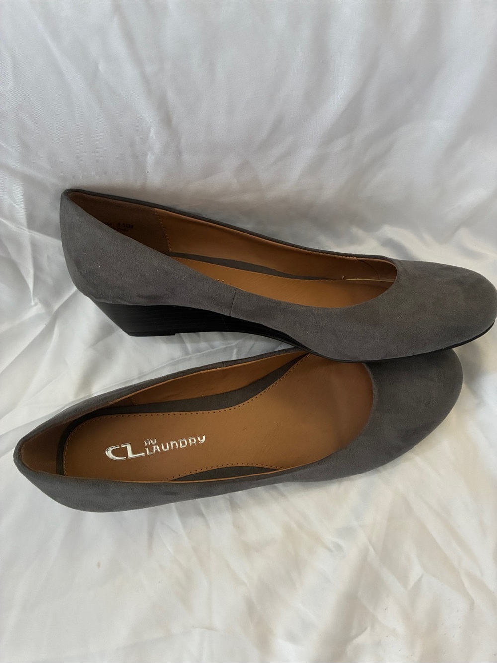 CL by Laundry Gray Suede Low Wedge Pumps